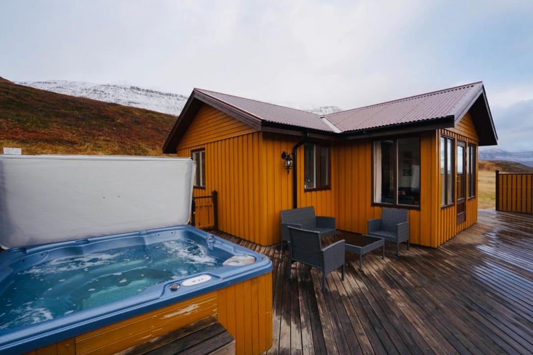Langahlid Cottages & Hot Tubs Seyðisfjörður Exterior foto