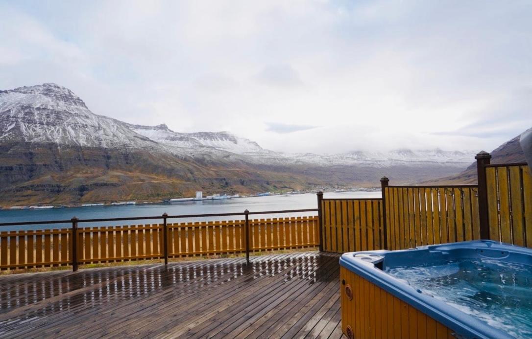 Langahlid Cottages & Hot Tubs Seyðisfjörður Exterior foto
